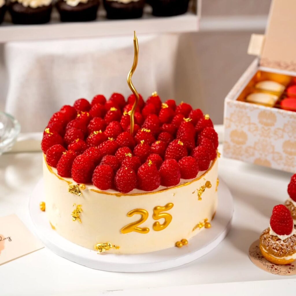 Customized luxury chocolate gift box by Falebon Chocolaiter for special occasions